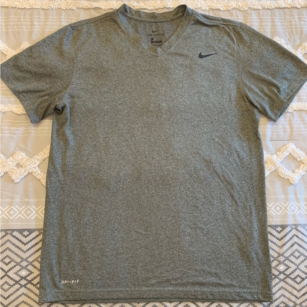 Mens Nike V-Neck Tee